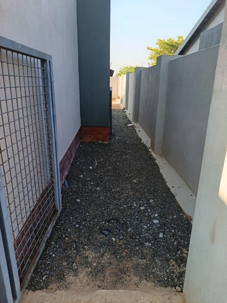 To Let 3 Bedroom Property for Rent in Waterkloof A H North West